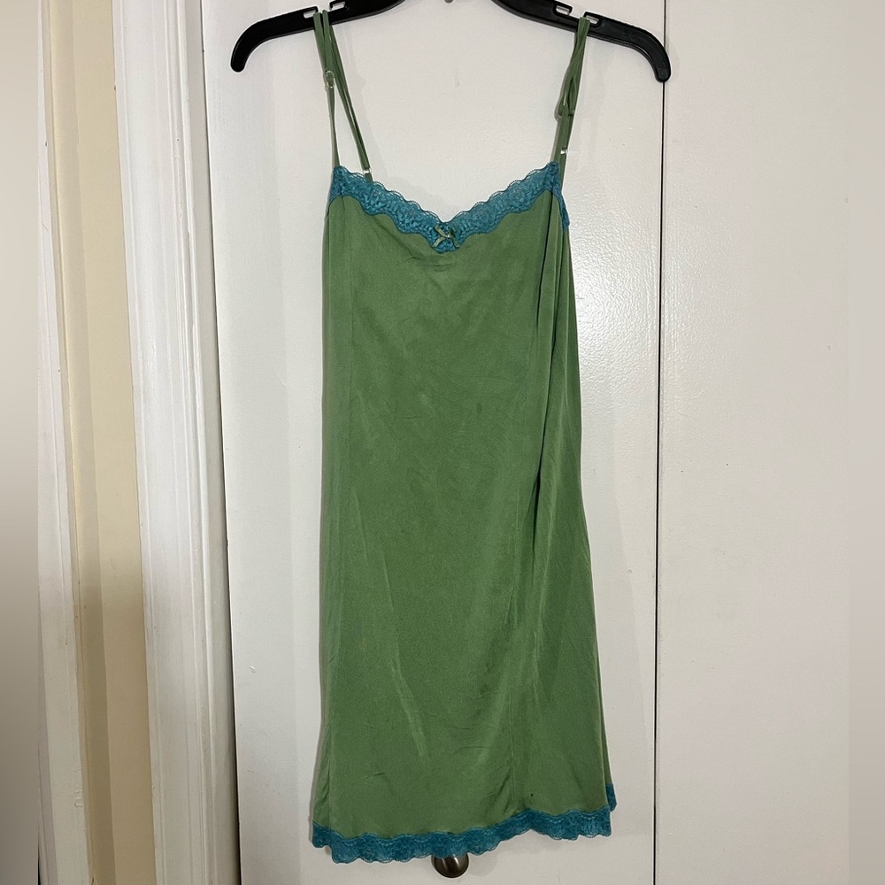 Mary Green 100% silk chemise
